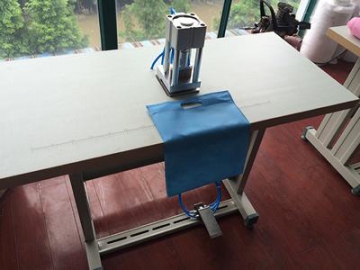 Ручная машина для изготовления пакетов из нетканого материала