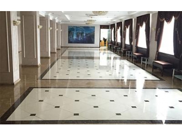 Керамическая плитка под мрамор в конференц-центре, Россия