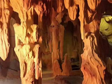 Ландшафтная искусственная пещера