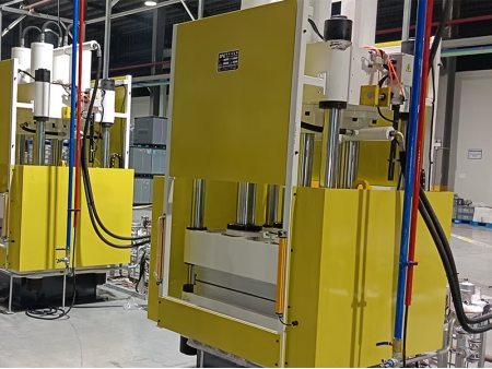 Вулканизационный пресс для пневмопружин