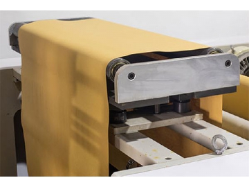 Станок для производства самораскрывающихся крафт-пакетов с принтером для двухцветной флексопечати  XKR-220
