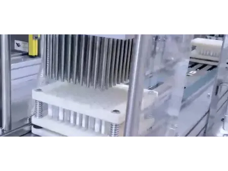 Автоматическая линия для сборки вакуумных пробирок для взятия крови