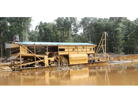 Земснаряд с фрезерным рыхлителем для добычи полезных ископаемых