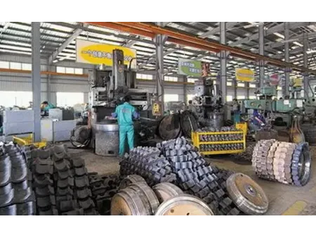 Опорный каток для экскаватора Komatsu PC1250