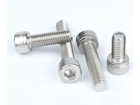 Лазерные сварочные головки для производства оборудования и инструментов