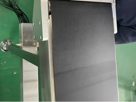 Решения для конвейерных систем  Конвейер с полиуретановой лентой