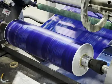 Термоусадочные этикетки для маркировки бутылок косметики и бытовой химии