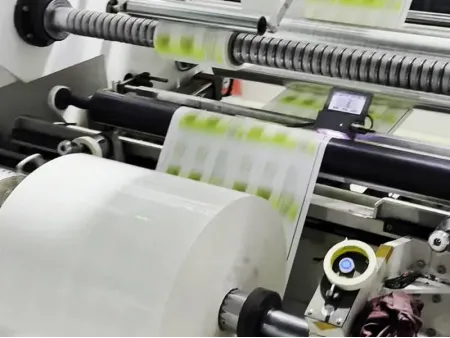 Термоусадочные этикетки для маркировки бутылок с приправами и соусами