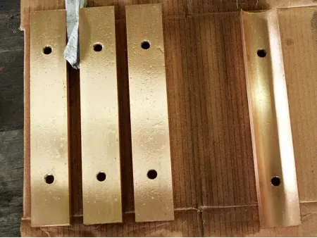 Бронзовые пластины