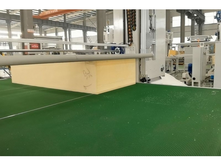 Автоматический станок для горизонтальной резки поролона на листы, CNCHK-QP