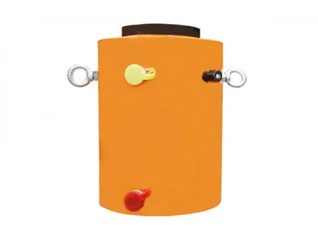 Гидравлический домкрат с полым штоком