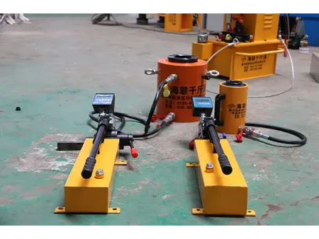 Тестер для испытания анкерных болтов на вырыв