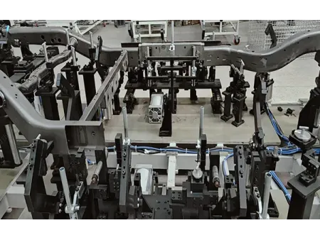 Гидроформованные лонжероны/поперечины для рам BOF