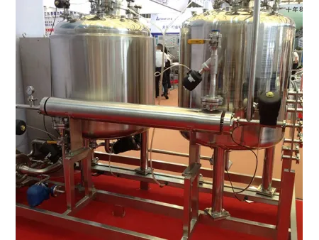 Санитарный кожухотрубный теплообменник