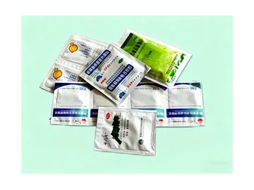 DXDK900, с двойным сервоприводом  Двухсервоприводная машина для упаковки гранул и жидкостей в саше с четырехсторонней запайкой