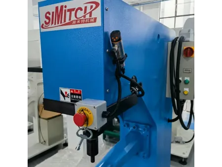 Пуклевочный пресс (8-тонный, С-образная рама, для пуклевки воздуховодов ОВКВ)