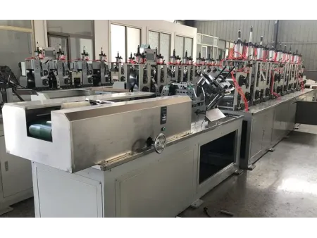 Машина для производства картонного уголка