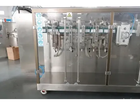 Горизонтальная фасовочно-упаковочная машина для пакетов дой-пак с зип-замком с двумя дозирующими головками (HFFS)