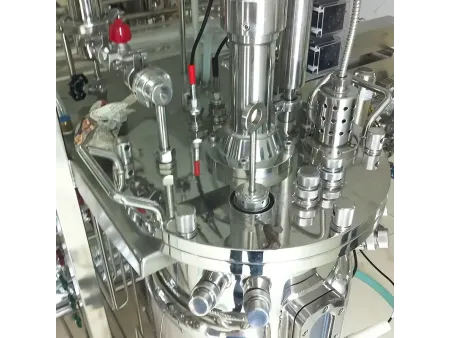 Биореакторы, соответствующие санитарным требованиям и производственному стандарту GMP