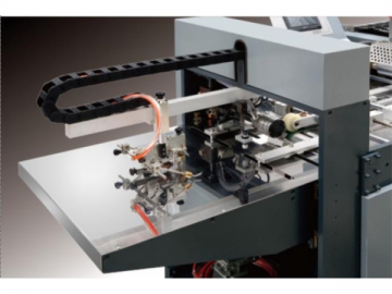 Высокоскоростная автоматическая машина для изготовления переплетных крышек (Система позиционирования картона)