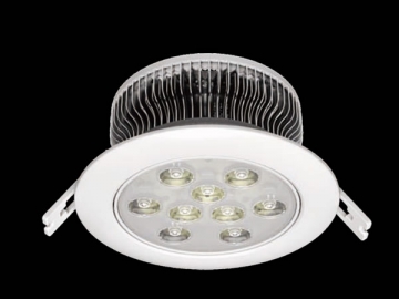 Светодиодные потолочные светильники с охлаждающими ребрами